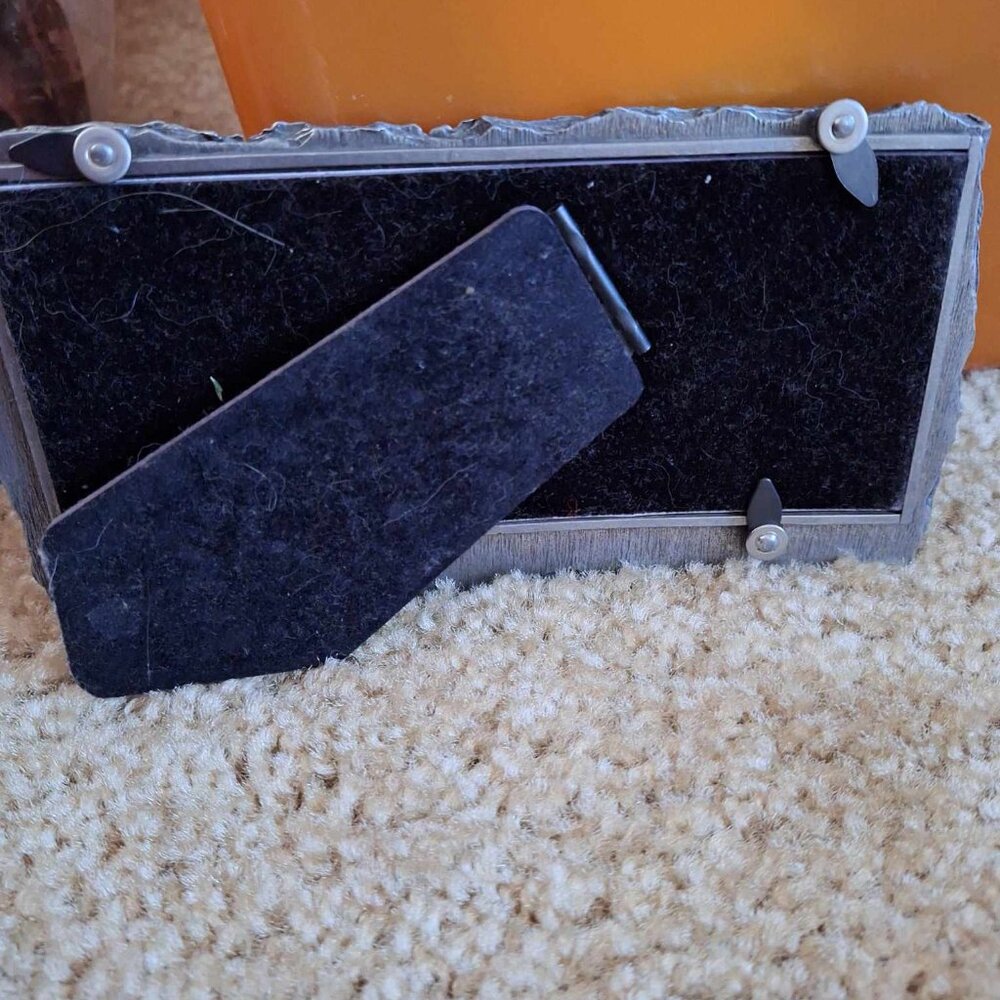 Metal Picture Frame - Picture 2 of 2
